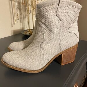 Dirty Laundry White and Brown Ankle Booties